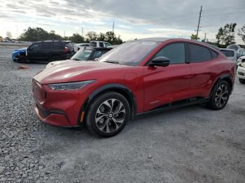  Salvage Ford Mustang