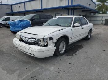  Salvage Ford Crown Vic