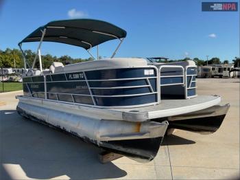  Salvage Godf Boat