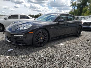  Salvage Porsche Panamera