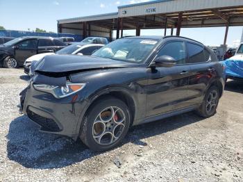  Salvage Alfa Romeo Stelvio