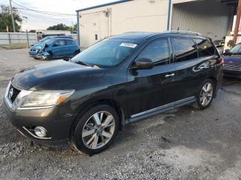  Salvage Nissan Pathfinder