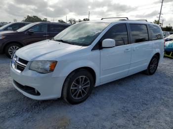  Salvage Dodge Caravan