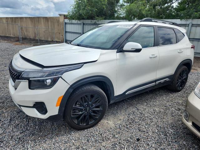  Salvage Kia Seltos