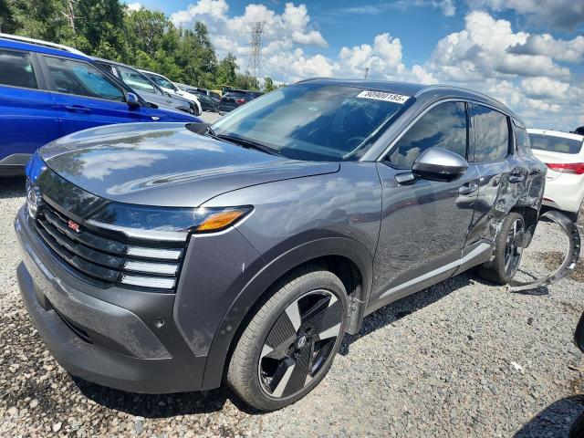  Salvage Nissan Kicks