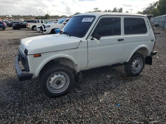  Salvage Lada Niva