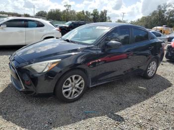  Salvage Toyota Yaris
