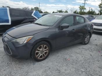  Salvage Toyota Yaris