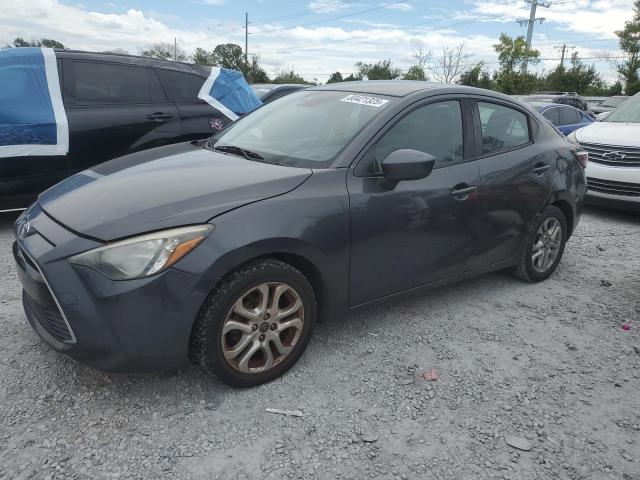  Salvage Toyota Yaris