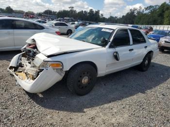  Salvage Ford Crown Vic