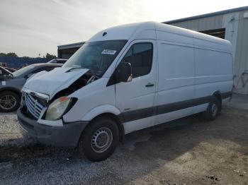  Salvage Mercedes-Benz Sprinter