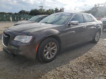  Salvage Chrysler 300