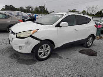  Salvage Hyundai TUCSON