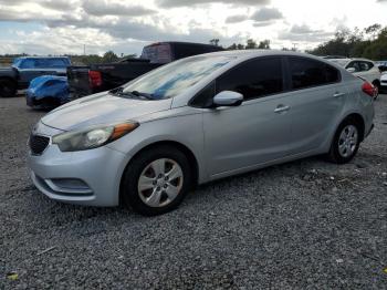  Salvage Kia Forte