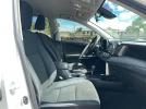 Toyota RAV4 Le Image 10