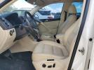 Volkswagen Tiguan S Image 2