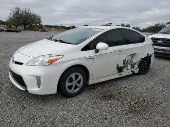  Salvage Toyota Prius