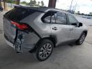 Toyota RAV4 Xle Premium Image 3