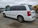 Chrysler Minivan Touring Image 3