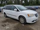 Chrysler Minivan Touring Image 6