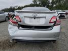 Toyota Camry Base Image 9