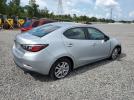 Toyota Yaris Image 13