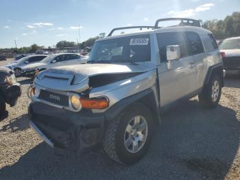  Salvage Toyota FJ Cruiser
