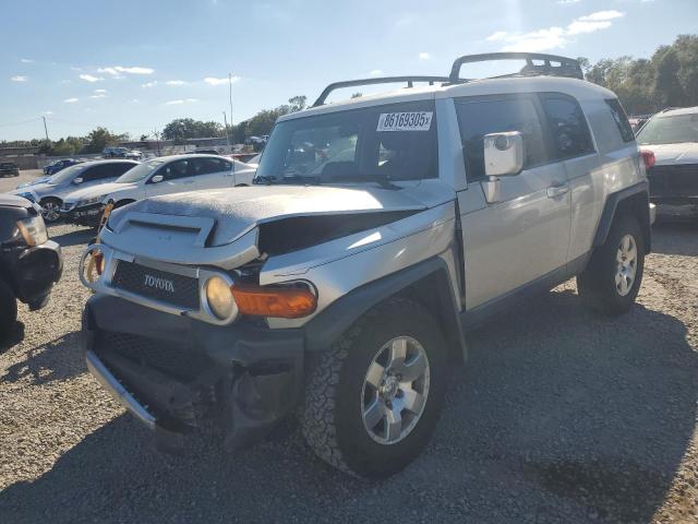  Salvage Toyota FJ Cruiser
