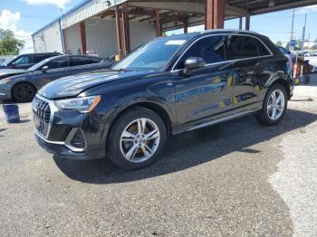  Salvage Audi Q3