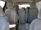 Toyota Sienna Le Image 4