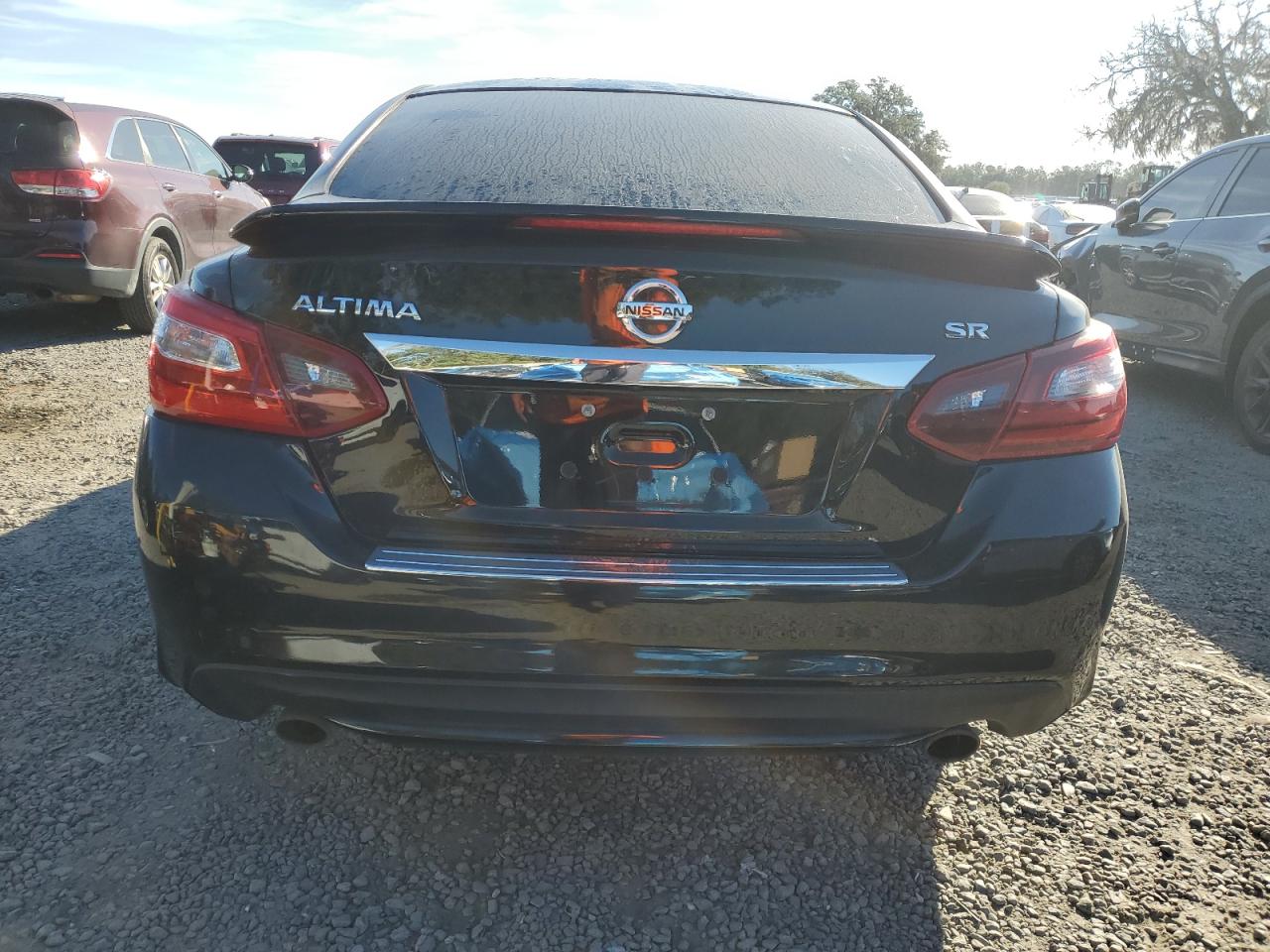 Nissan Altima 2.5 Image 12
