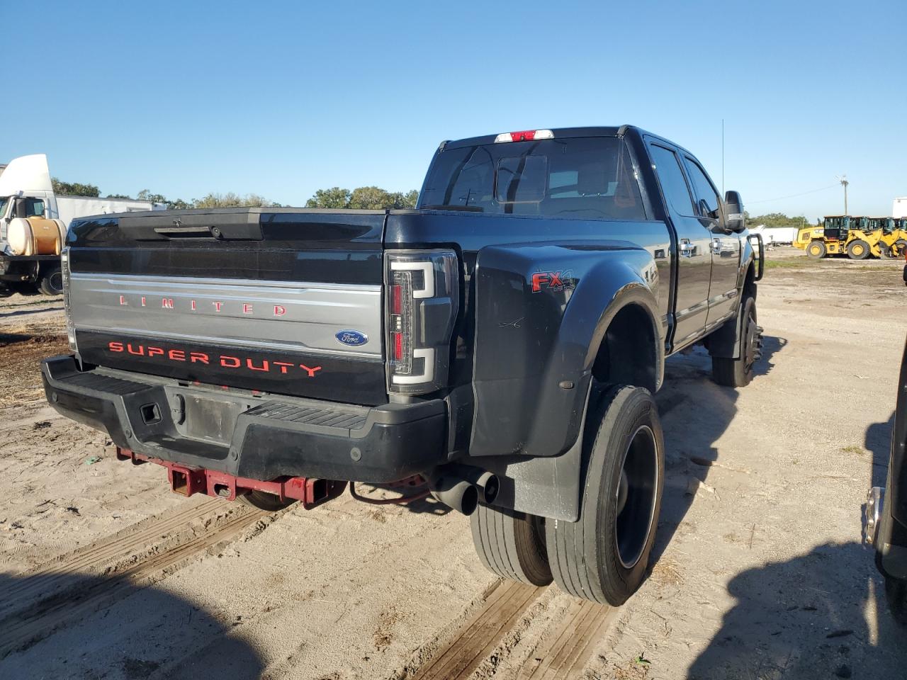 Ford F-350 Super Duty Image 8