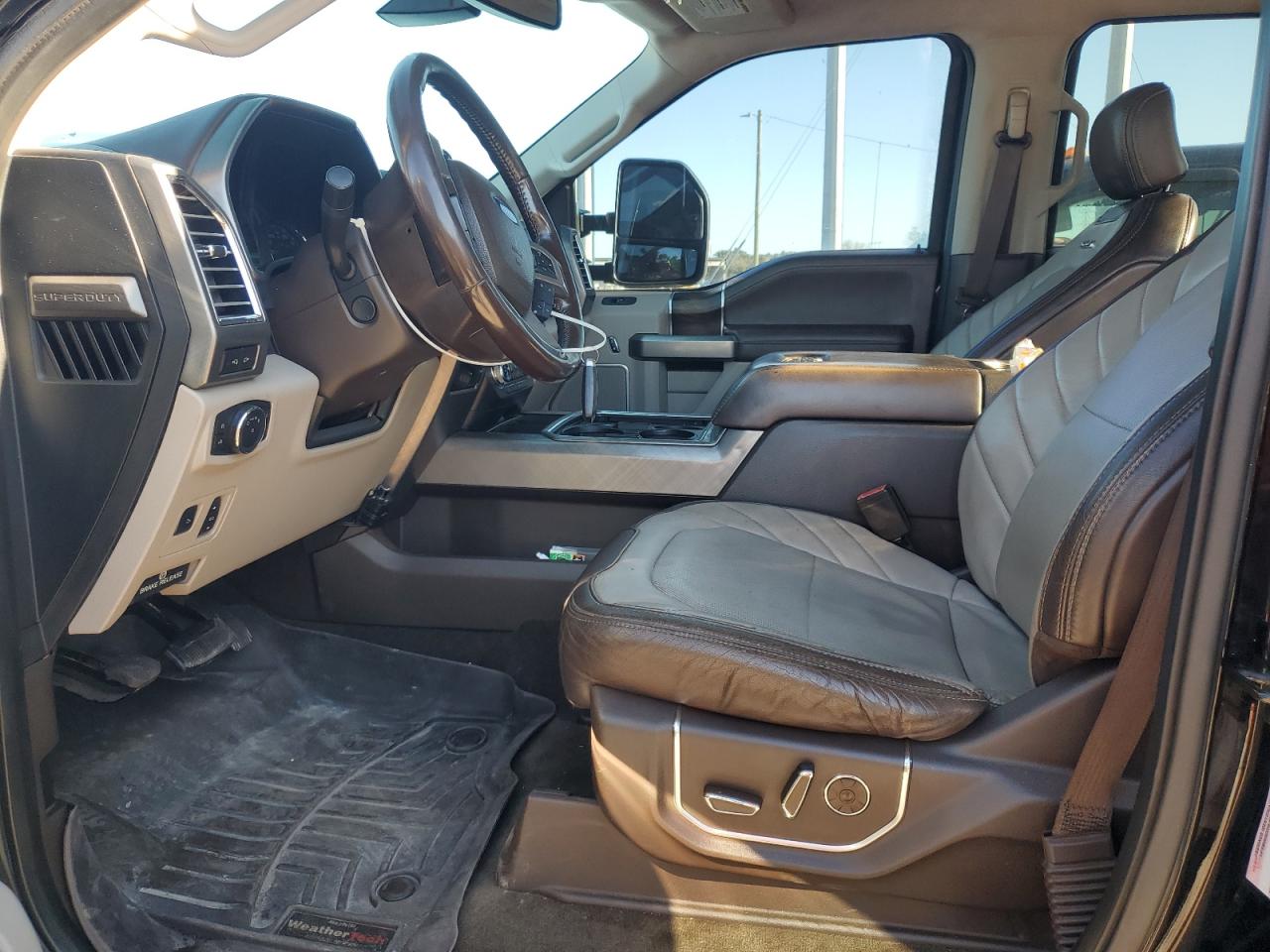 Ford F-350 Super Duty Image 9