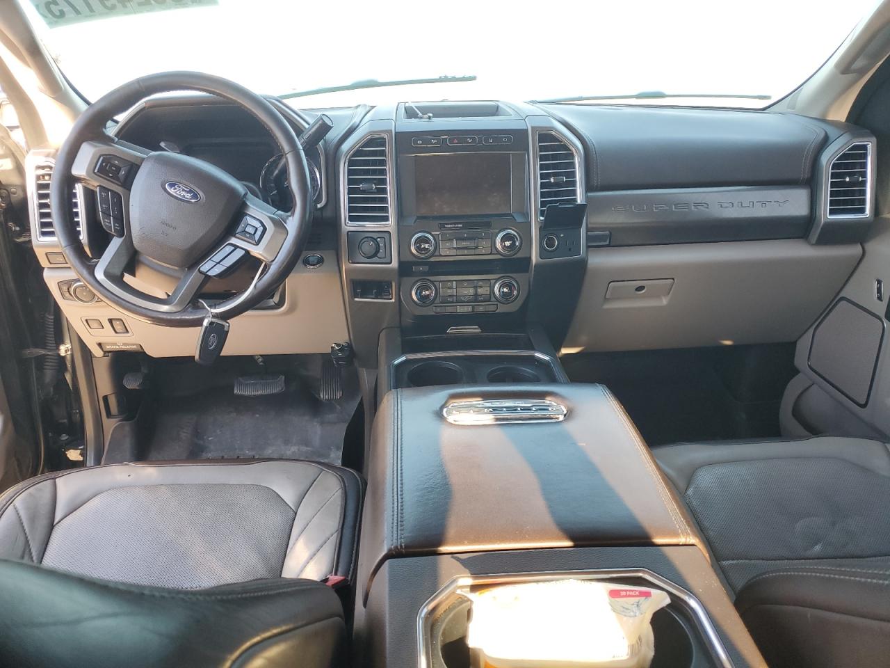 Ford F-350 Super Duty Image 7