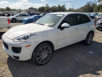  Salvage Porsche Cayenne
