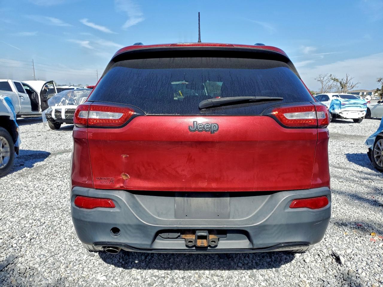 Jeep Grand Cherokee Sport Image 2