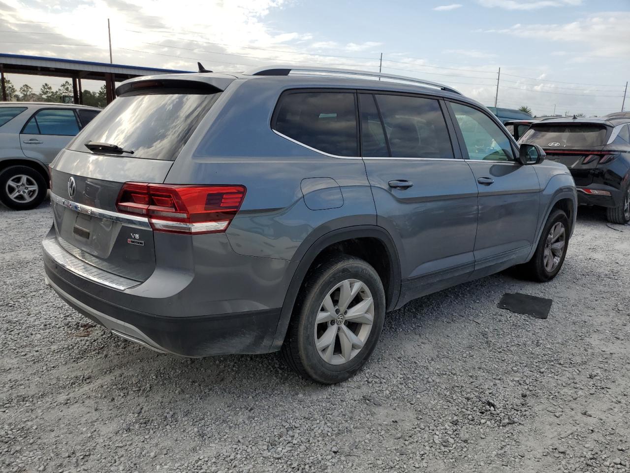 Volkswagen Atlas Se Image 3