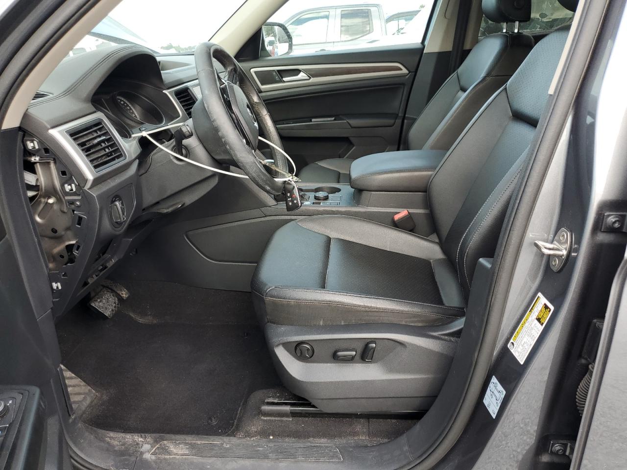 Volkswagen Atlas Se Image 9