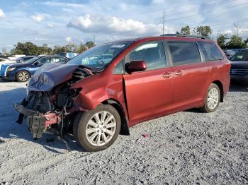 Salvage Toyota Sienna