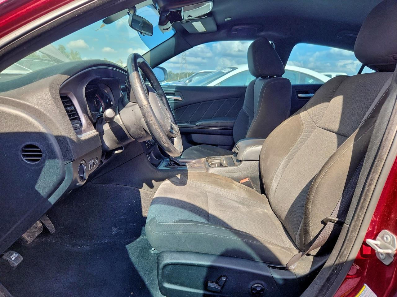 Dodge Charger Sxt Image 8