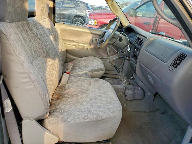 Toyota Tacoma Image 12