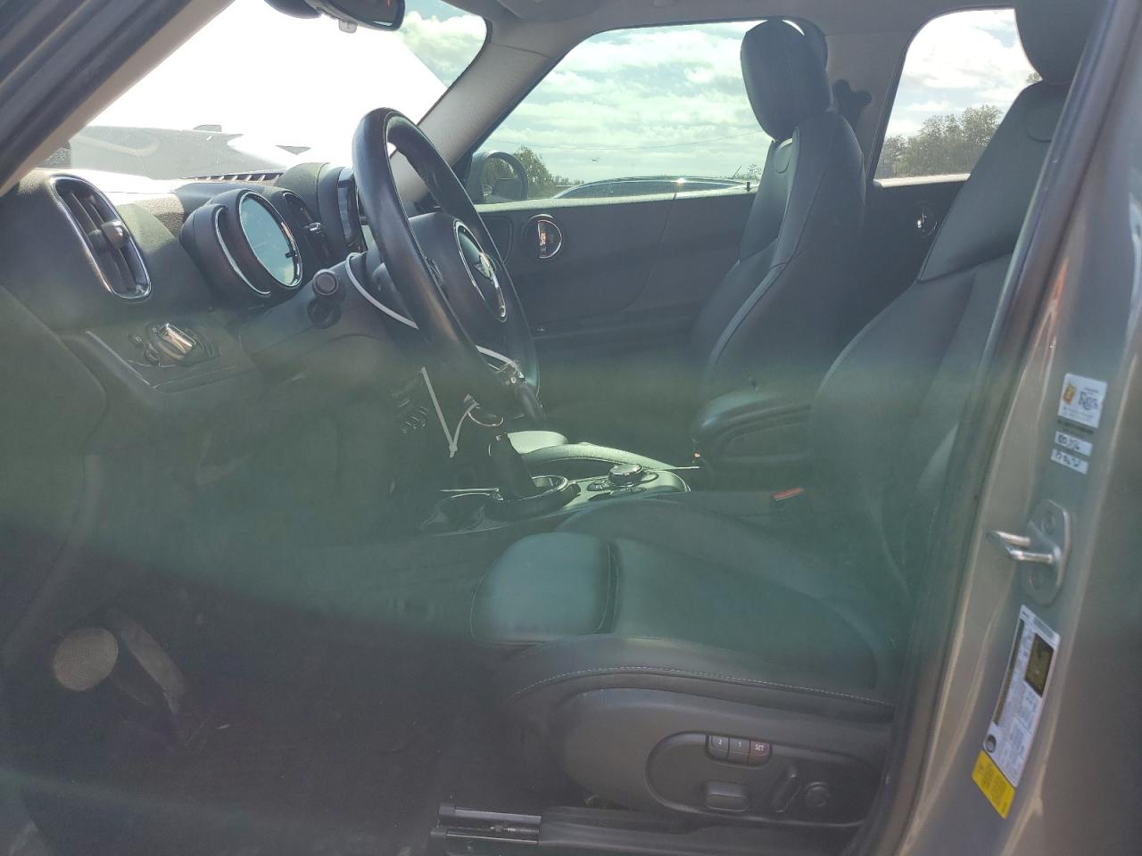 MINI Cooper Countryman Image 3