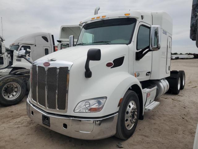 Peterbilt Tractor 579 Image 4