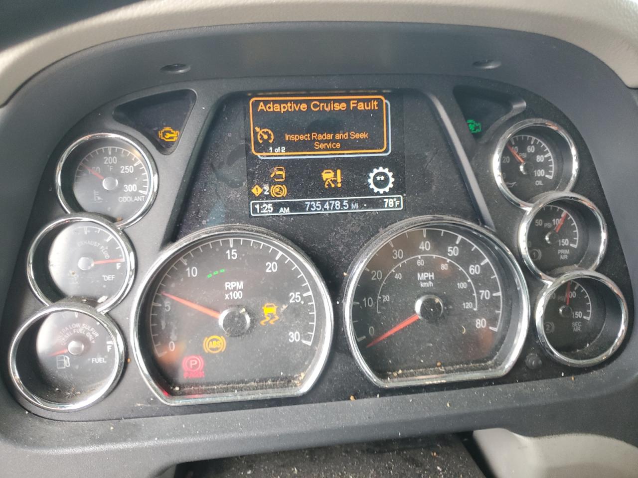 Peterbilt Tractor 579 Image 7