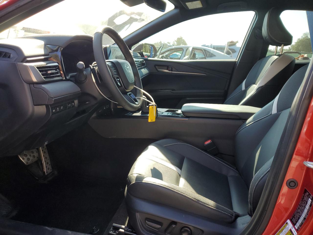 Toyota Camry Xse Image 7