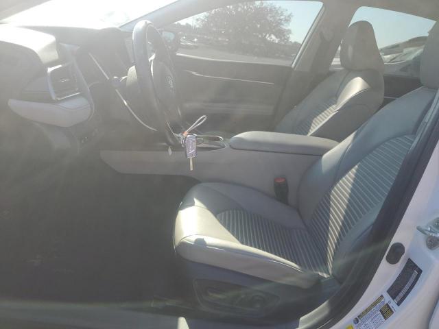 Toyota Camry Se Image 7