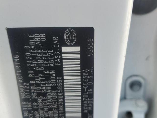 Toyota Camry Se Image 11