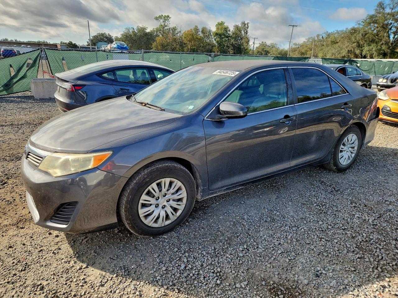 Toyota Camry Base Image 1