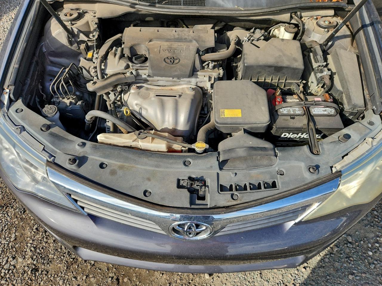 Toyota Camry Base Image 9