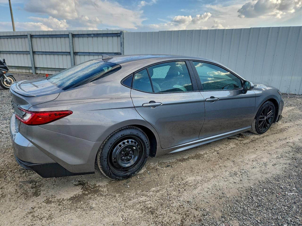 Toyota Camry Xse Image 2
